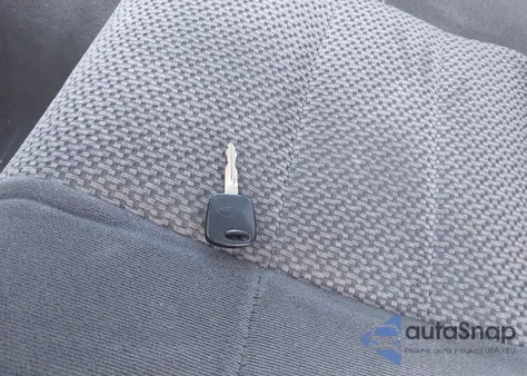 2001 Ford F-150 Xl/Xlt z USA, uszkodzony, nr VIN 1FTRF17L61NB04122